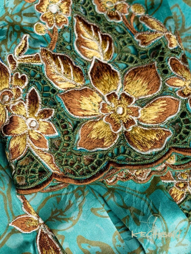 Royal Poinciana Embroidery – Sulam Goyang Kebaya Tradisi