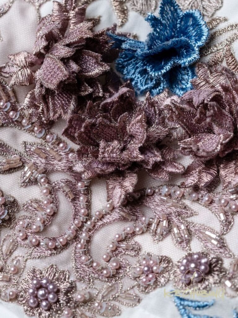 Sulaman 3D dan Patching Lace - Busana Majlis Resepsi Cape Long Dress